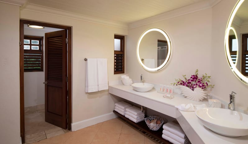Beaches Negril Resort & Spa-Tropical Beachfront Concierge Two-Bedroom Junior Suite 3_15561